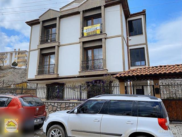 CANDAROĞULLARINDA 900 M2 ALAN İÇERİSİNDE MUHTEŞEM BİR VİLLA