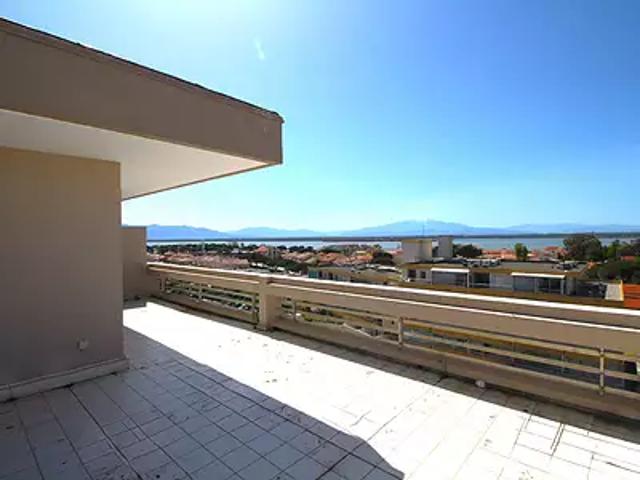 Canet en Roussillon 66140 Achat / Vente appartement 2 pièces t2 au dernier étage