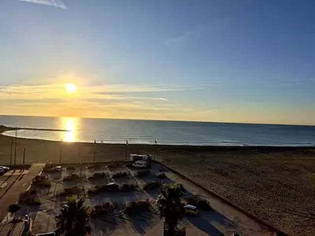 Canet en Roussillon 66140 Achat / Vente appartement 2 pièces t2 au dernier étage terrasse