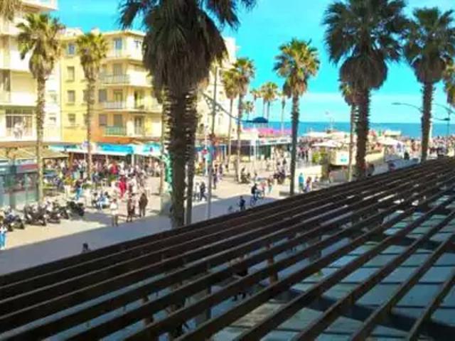 Canet en Roussillon 66140 Achat / Vente divers au dernier étage