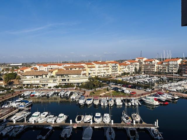CANET PLAGE, T2 Traversant + Parking Etage élevé