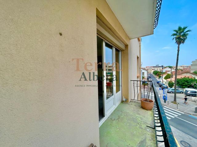 CANET Plage Appartement Type 3 traversant BALCON
