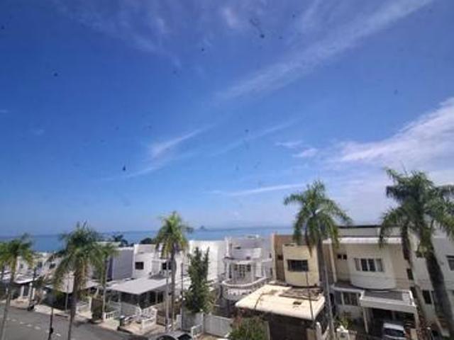 Cangkat Ria Batu Ferringhi Nice Neighborhood 3 Storey Terrace