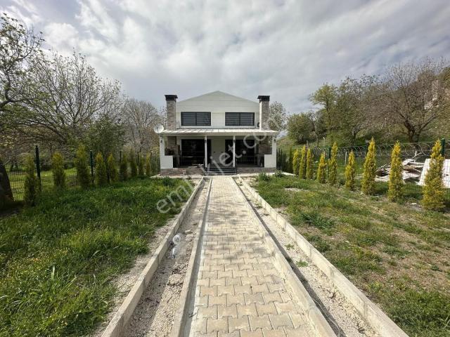 Cankurtaranda Lüks İşçilikli Müstakil İkiz Dubleks Sıfır Villa