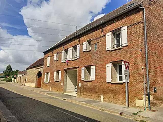 Canly 60680 Location maison 6 pièces t6 terrasse parking