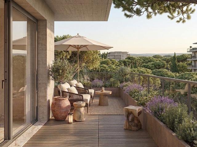 CANNES, 3 PIECES DERNIER ETAGE 30 m² DE SEJOUR AVEC TERRASSE 3 pièces, 60 m²