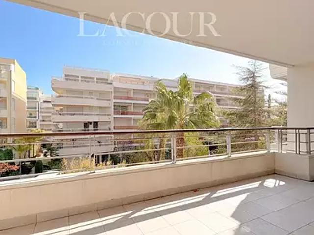 Cannes 06400 Achat / Vente appartement 3 pièces t3
