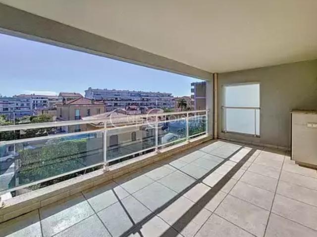 Cannes 06400 Achat / Vente appartement 3 pièces t3