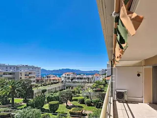 Cannes 06400 Achat / Vente appartement 3 pièces t3