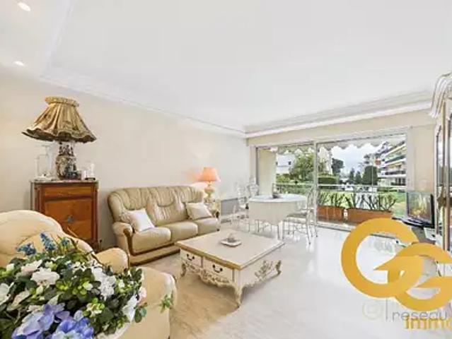 Cannes 06400 Achat / Vente appartement 3 pièces t3 au dernier étage terrasse