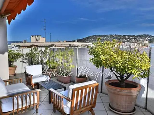 Cannes 06400 Achat / Vente appartement 3 pièces t3 au dernier étage terrasse
