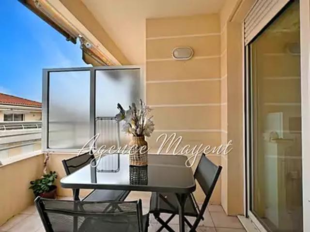 Cannes 06400 Achat / Vente appartement 3 pièces t3 au dernier étage terrasse