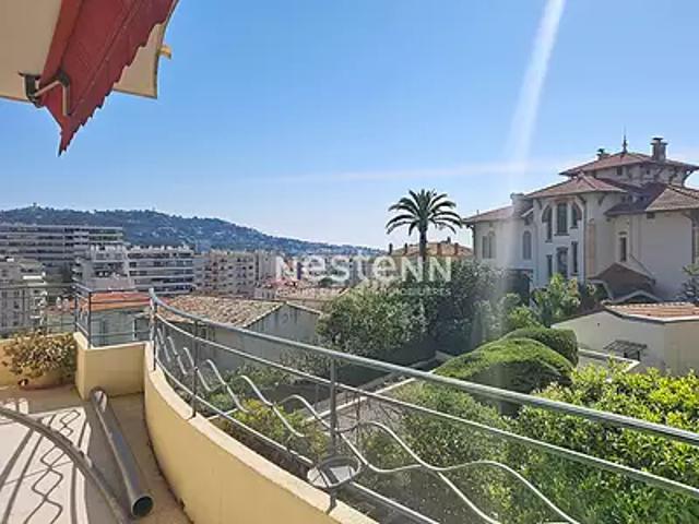 Cannes 06400 Achat / Vente appartement 3 pièces t3 au dernier étage cave