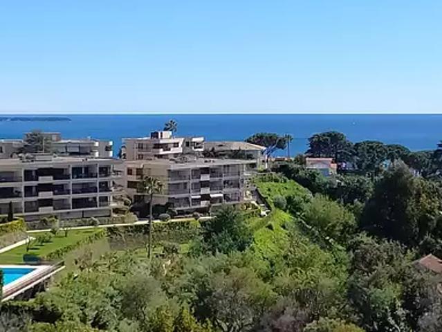 Cannes 06400 Achat / Vente appartement 3 pièces t3 piscine terrasse