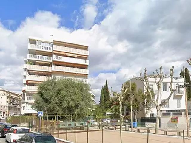 Cannes 06400 Achat / Vente appartement 1 pièce t1
