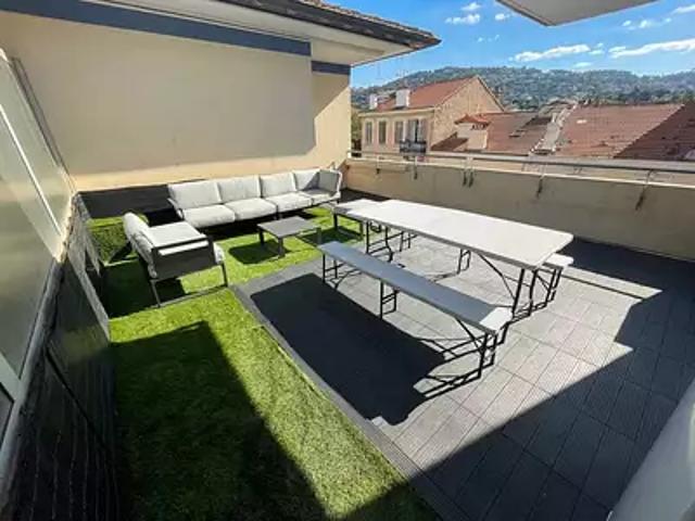 Cannes 06400 Achat / Vente appartement 2 pièces t2