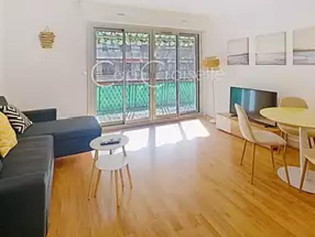 Cannes 06400 Achat / Vente appartement 2 pièces t2