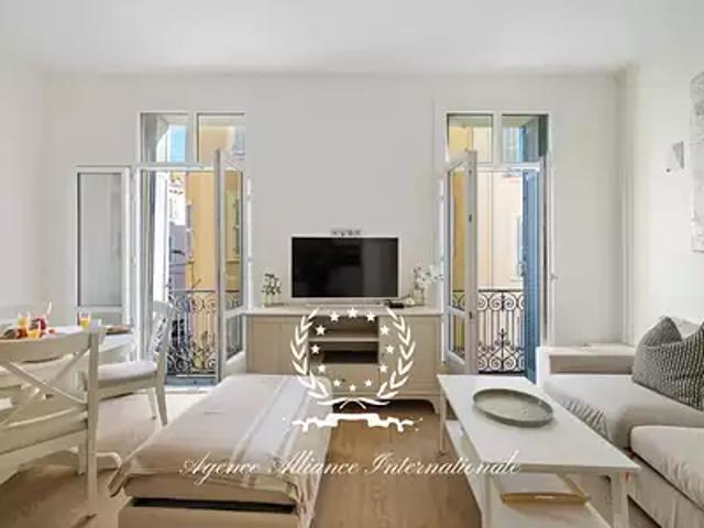 Cannes 06400 Achat / Vente appartement 2 pièces t2