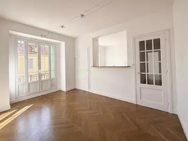 Cannes 06400 Achat / Vente appartement 2 pièces t2