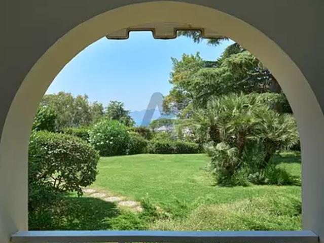 Cannes 06400 Achat / Vente appartement 2 pièces t2