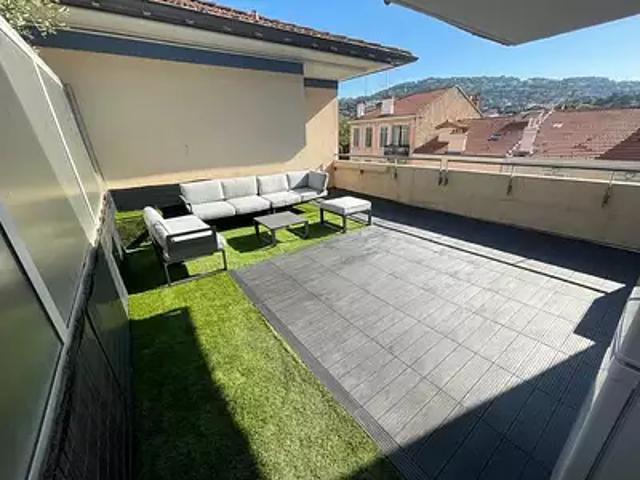 Cannes 06400 Achat / Vente appartement 2 pièces t2