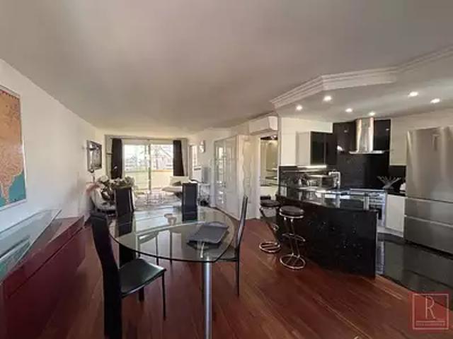 Cannes 06400 Achat / Vente appartement 2 pièces t2 au dernier étage