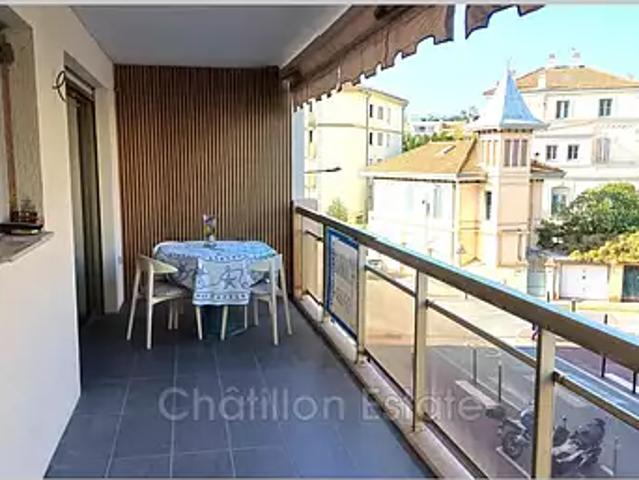 Cannes 06400 Achat / Vente appartement 2 pièces t2 terrasse