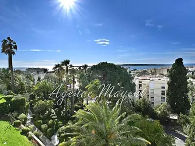 Cannes 06400 Achat / Vente appartement 2 pièces t2 terrasse