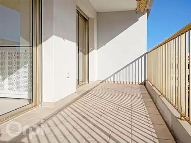 Cannes 06400 Achat / Vente appartement 2 pièces t2 terrasse cave