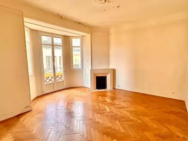 Cannes 06400 Achat / Vente appartement 4 pièces t4