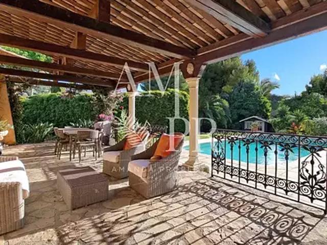 Cannes 06400 Achat / Vente appartement 4 pièces t4 piscine