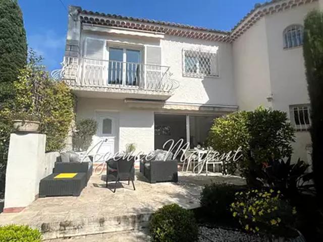 Cannes 06400 Achat / Vente appartement 4 pièces t4 terrasse parking