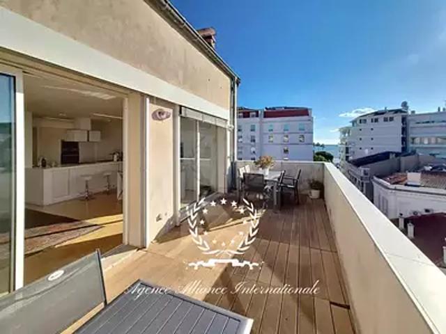 Cannes 06400 Achat / Vente appartement 5 pièces t5