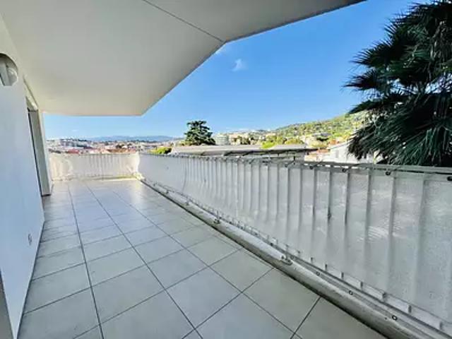 Cannes 06400 Achat / Vente appartement 5 pièces t5