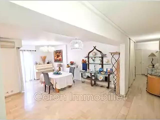 Cannes 06400 Achat / Vente appartement 5 pièces t5 parking
