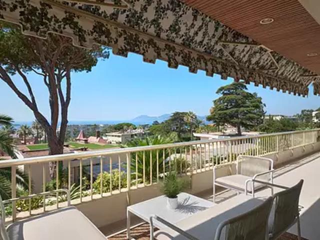 Cannes 06400 Achat / Vente appartement 5 pièces t5 piscine