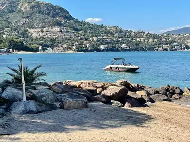 Cannes 06400 Achat / Vente divers