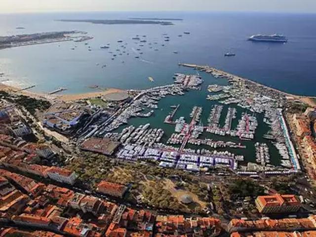 Cannes 06400 Achat / Vente divers