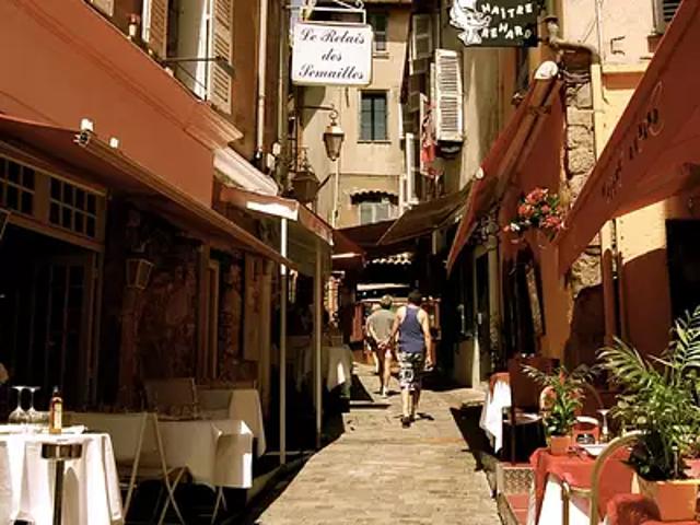 Cannes 06400 Achat / Vente divers