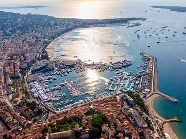 Cannes 06400 Achat / Vente divers