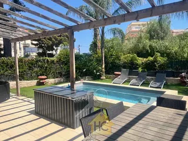 Cannes 06400 Achat / Vente maison 5 pièces t5 piscine
