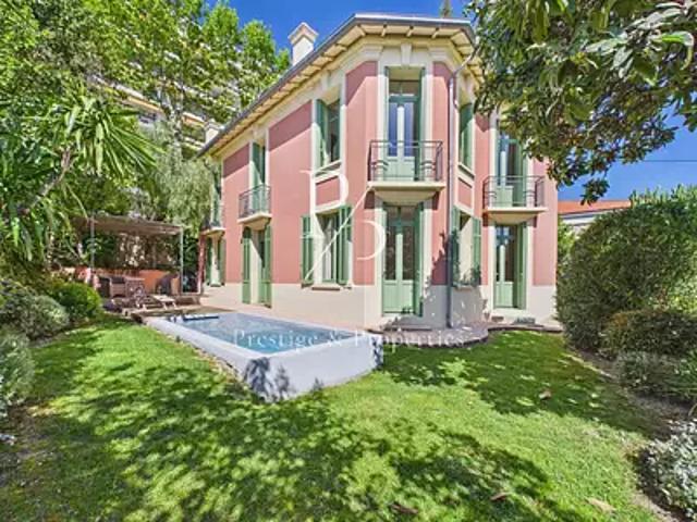 Cannes 06400 Achat / Vente maison 5 pièces t5 piscine