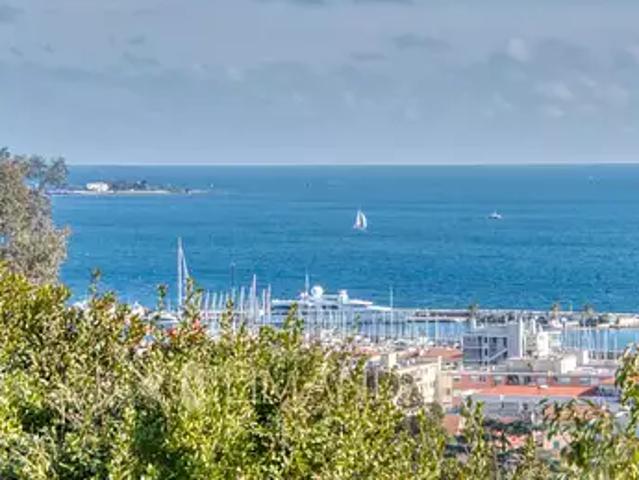 Cannes 06400 Achat / Vente maison 6 pièces t6 piscine