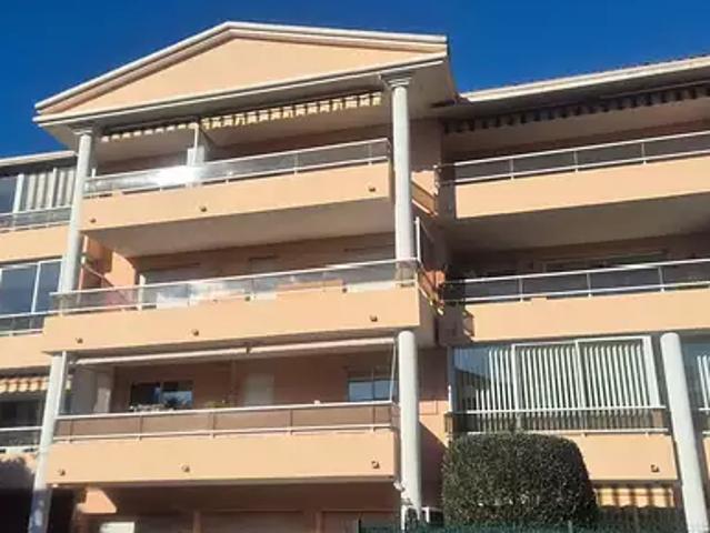 Cannes 06150 Achat / Vente appartement 3 pièces t3 au dernier étage terrasse