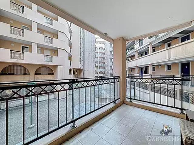 Cannes 06150 Achat / Vente appartement 2 pièces t2