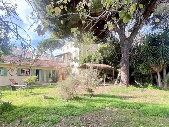 CANNES 2 maisons 150m2 Plages à pieds