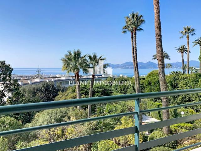 CANNES 2 PIECES VUE MER