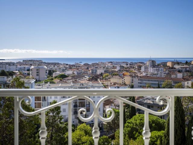 Cannes 4 Pieces Vue Mer 175m² Cannes