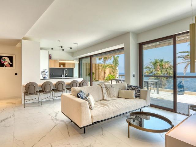 Cannes 4P Pieds Dans L'eau 84m² Cannes