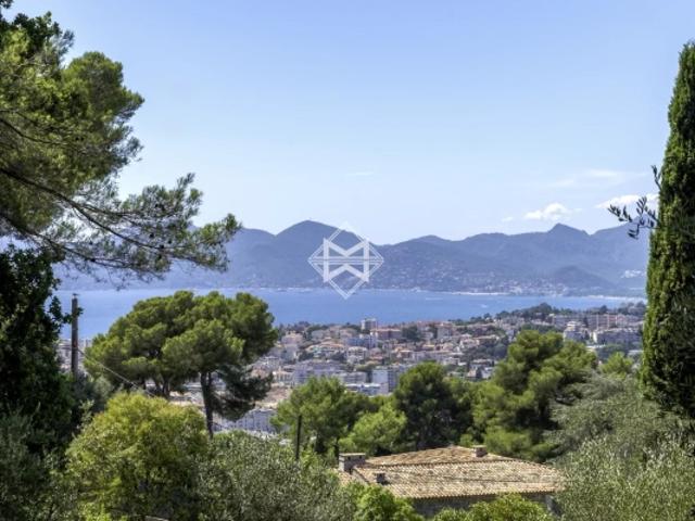 Cannes Californie Superbe villa avec vue mer